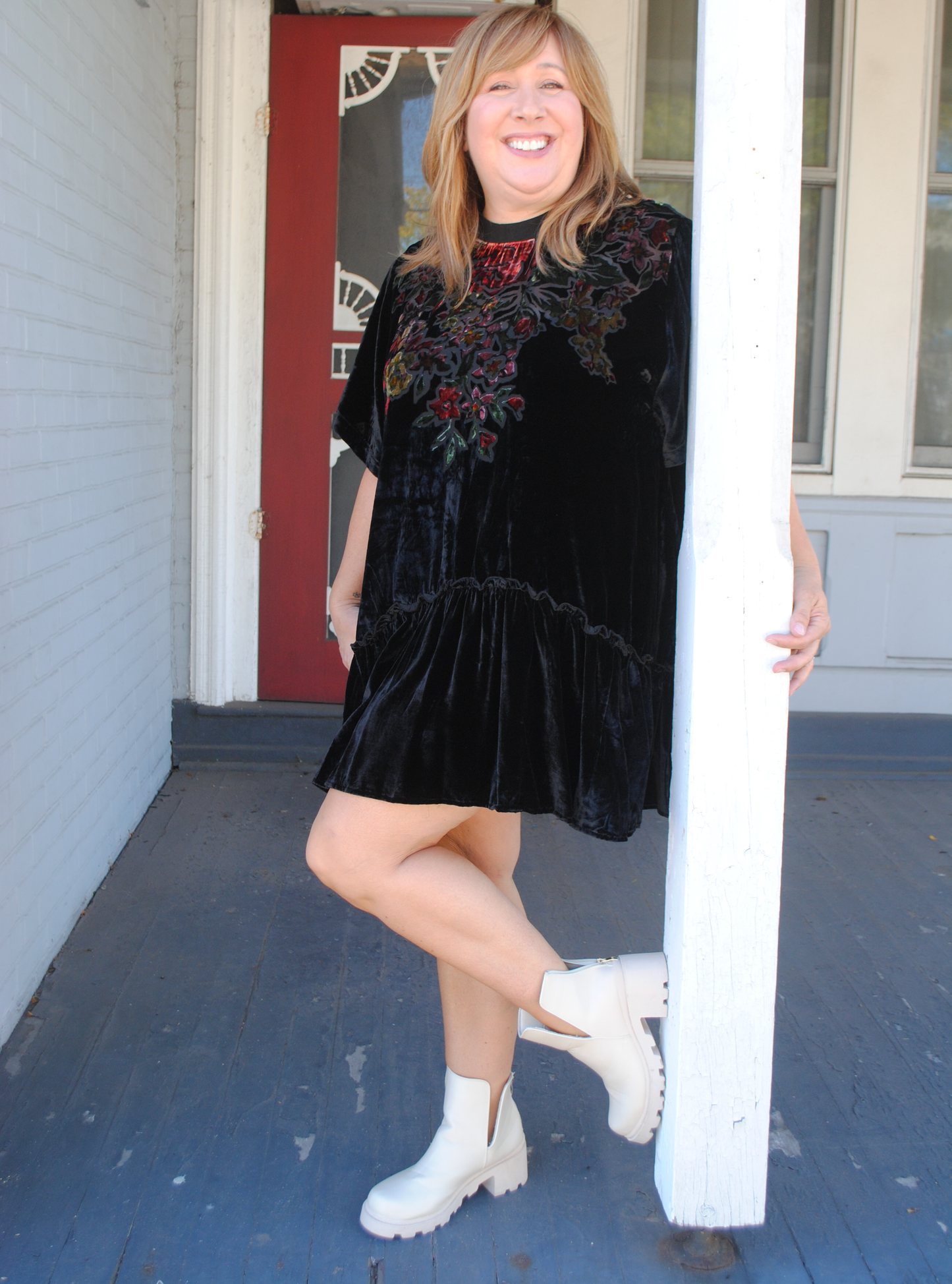 Sweet Echos Velvet Dress