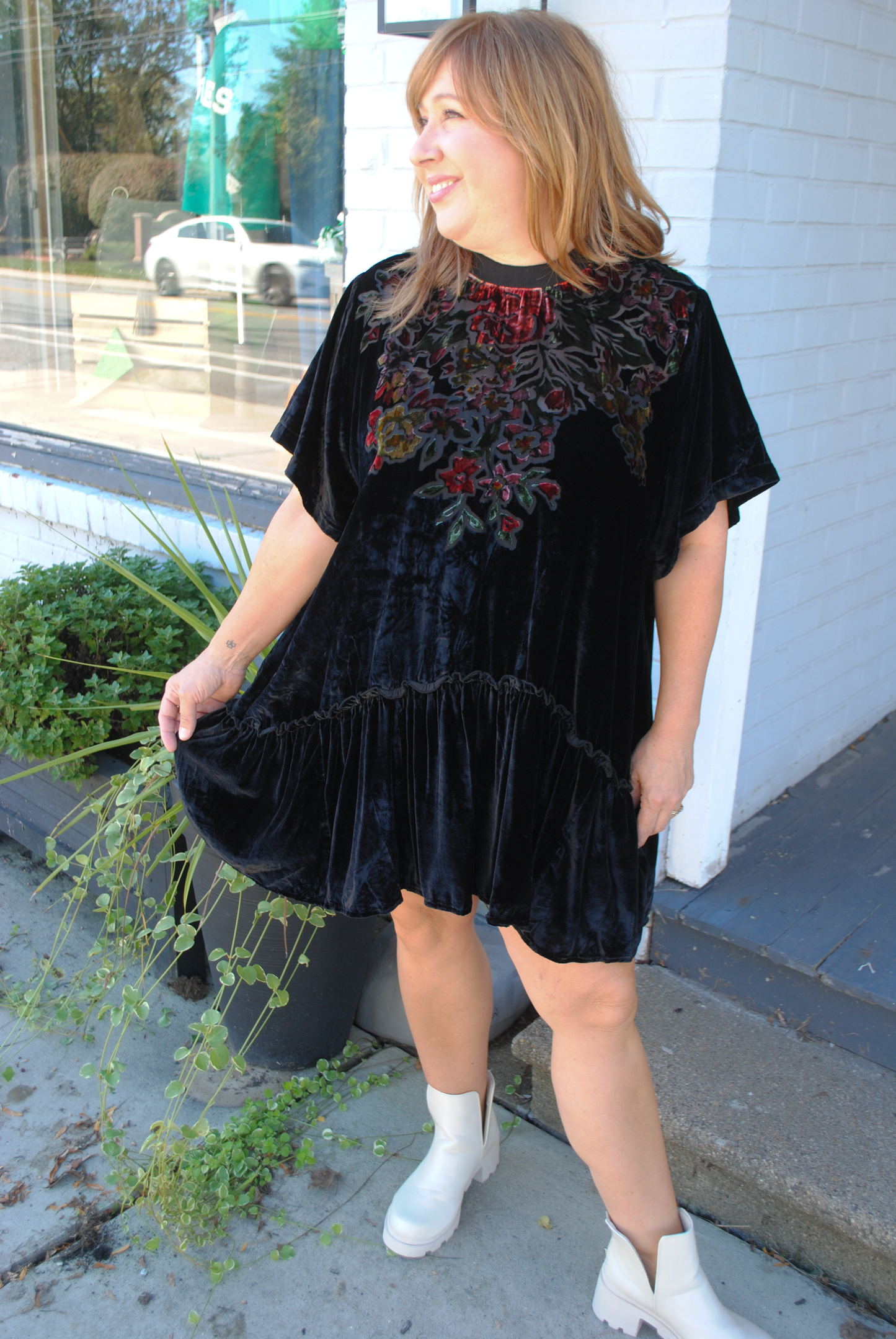 Sweet Echos Velvet Dress